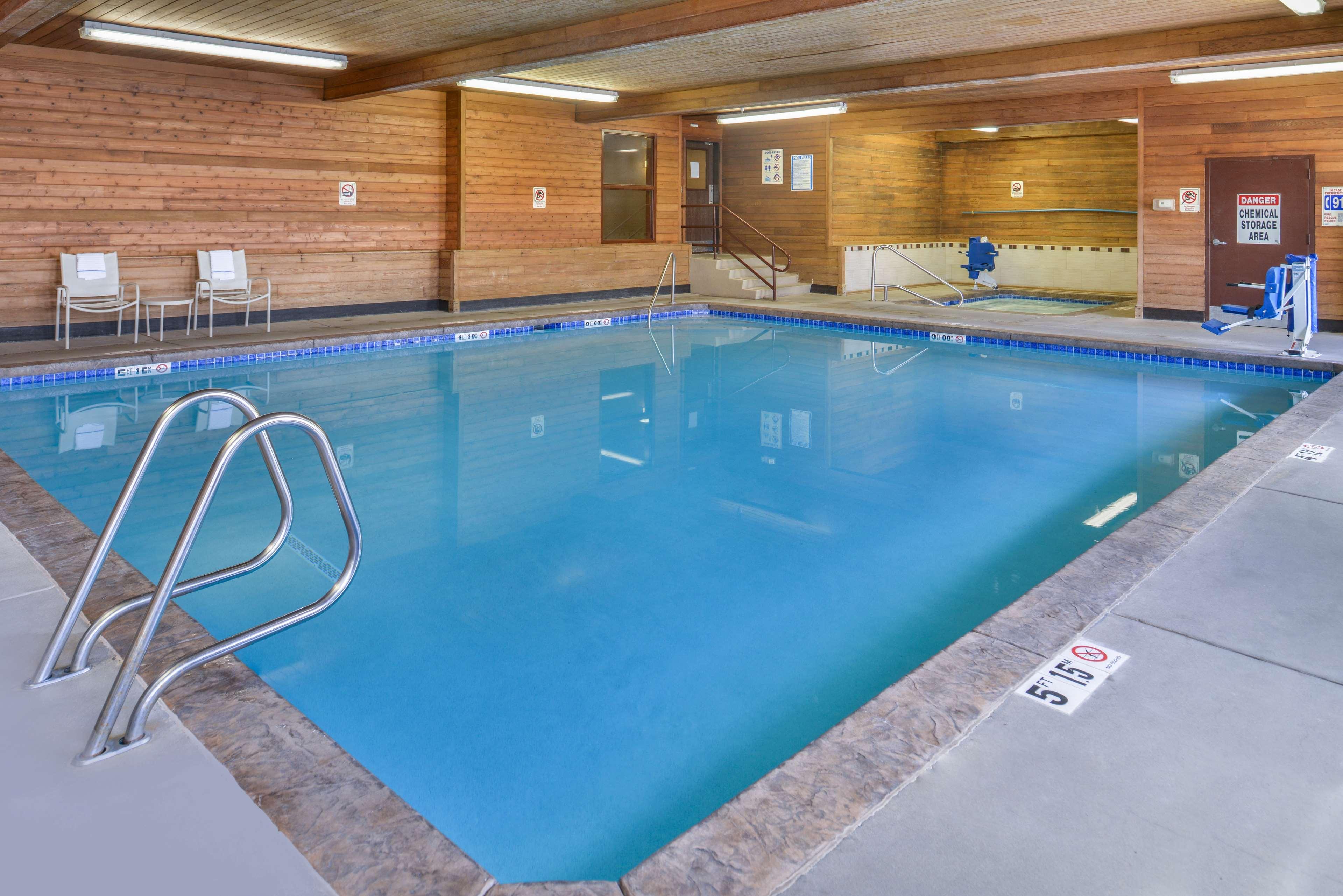 Best Western Plus Rama Inn Redmond Eksteriør billede