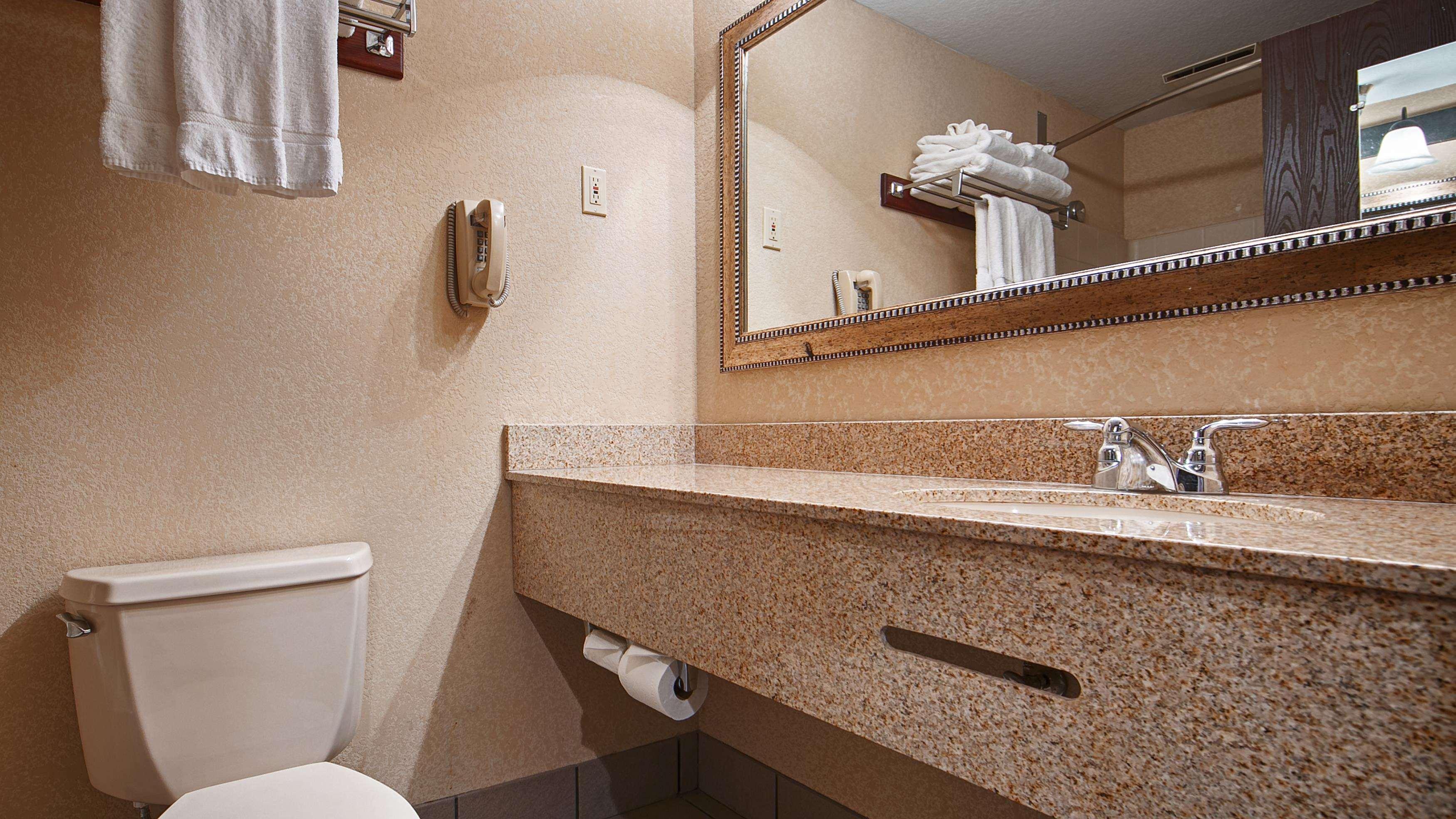Best Western Plus Rama Inn Redmond Eksteriør billede