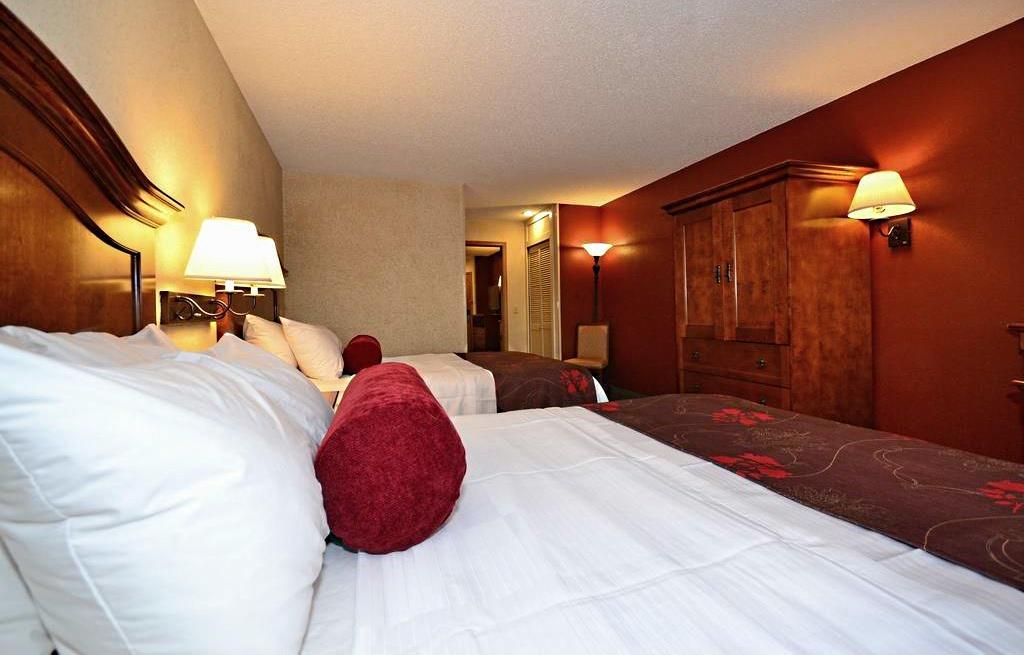 Best Western Plus Rama Inn Redmond Eksteriør billede