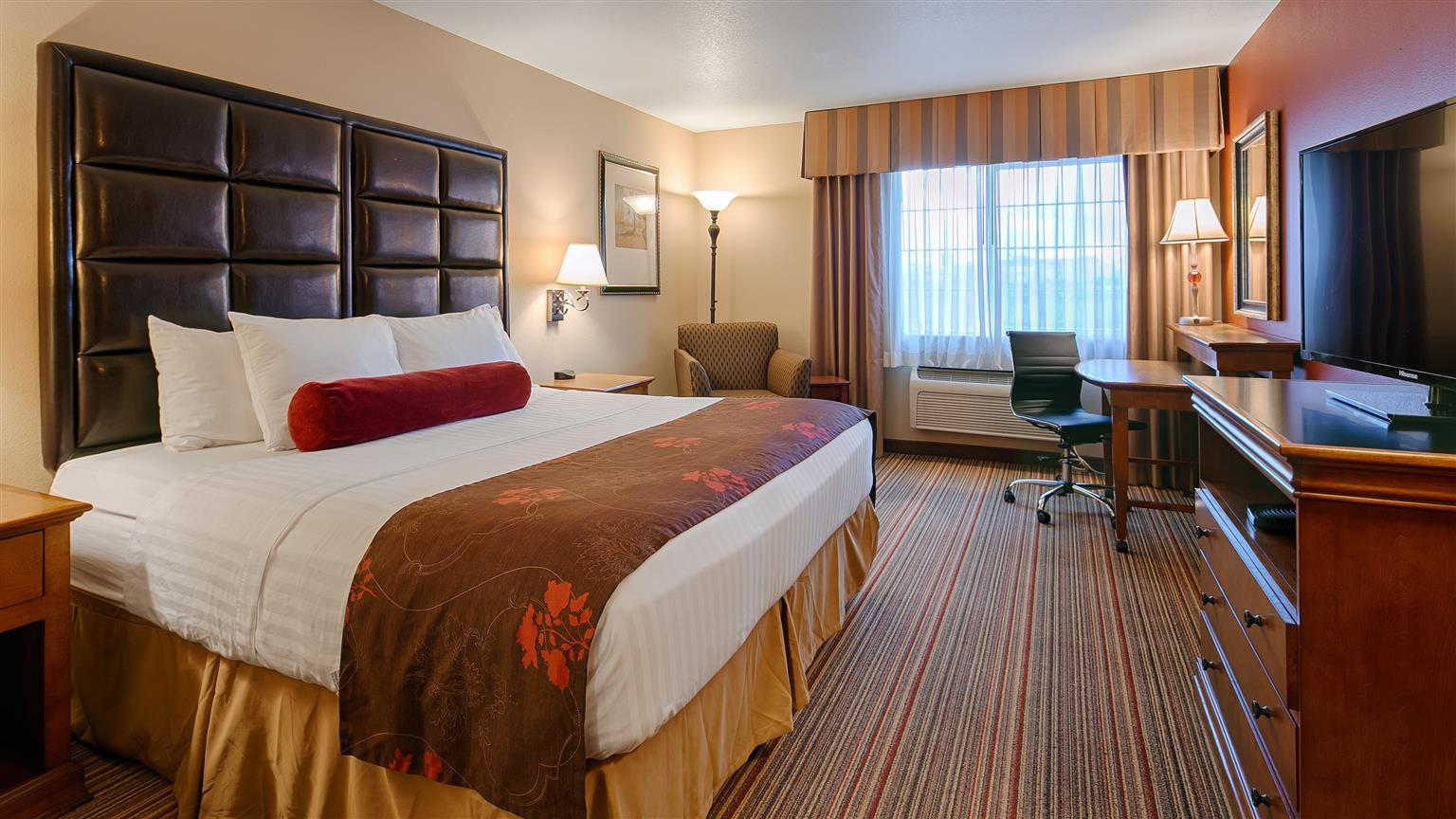 Best Western Plus Rama Inn Redmond Eksteriør billede